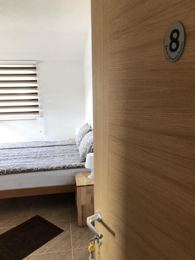 Becar Pyramid Rooms Visoko Ngoại thất bức ảnh